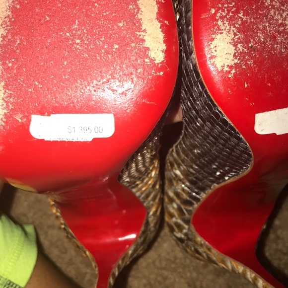 Christian Louboutin so Kate Python skin - Picture 6 of 8